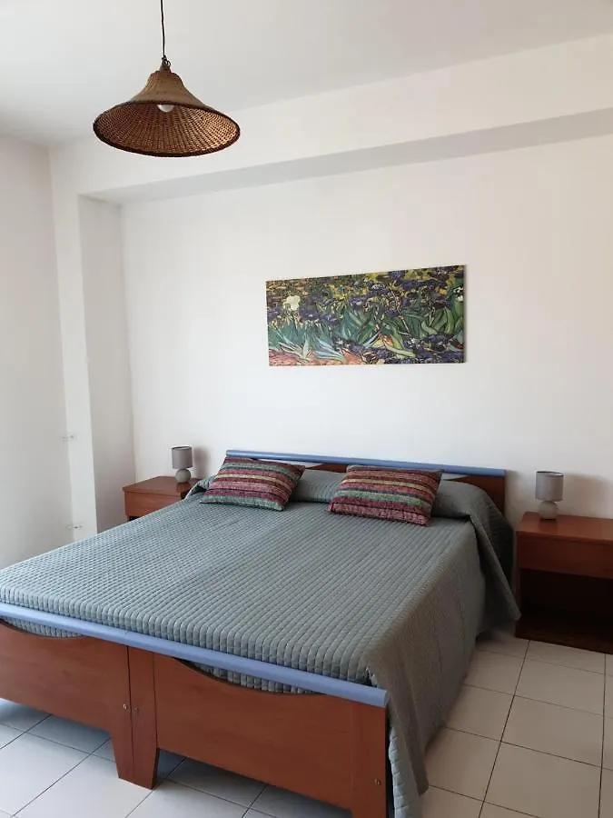 Baia Alcantara Apartments Giardini Naxos